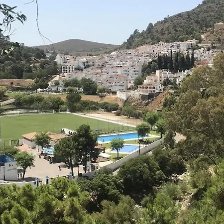 Appartement Modern In Village Centre With Underground Parking Benahavís