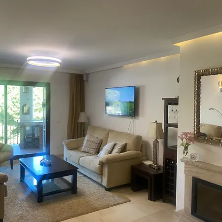 Apartmán Modern In Village Centre With Underground Parking Benahavís
