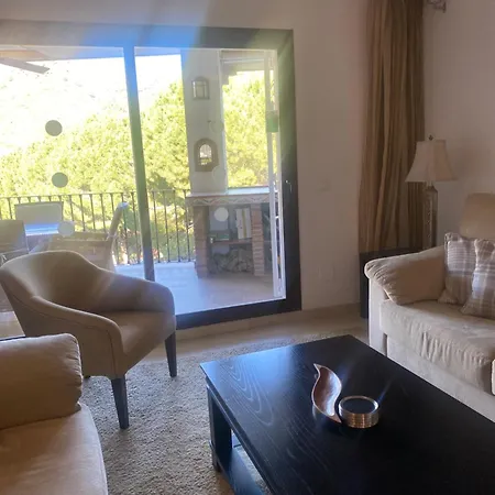 Appartement Modern In Village Centre With Underground Parking
